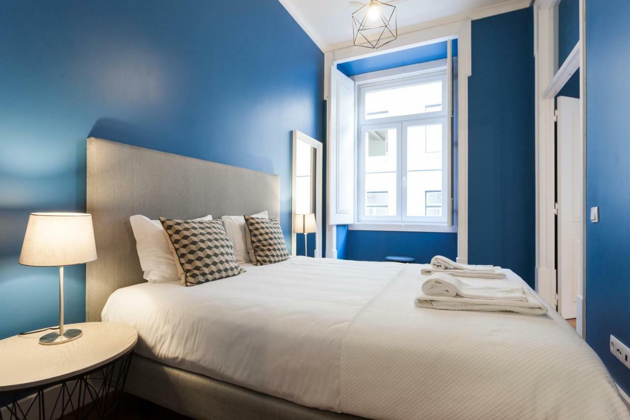 Baixa Vintage Three-Bedroom Apartment - By Lu Holidays リスボン エクステリア 写真