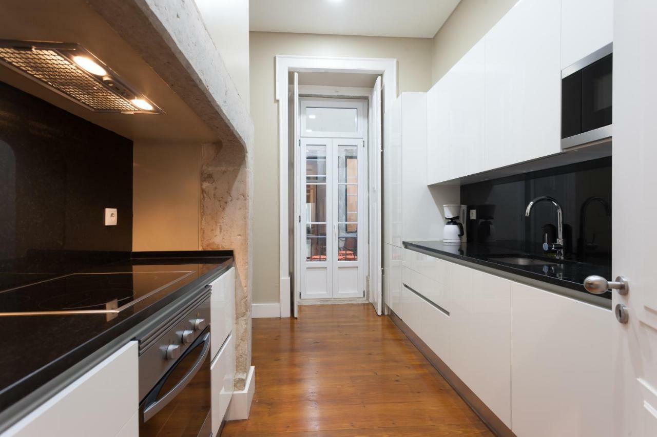Baixa Vintage Three-Bedroom Apartment - By Lu Holidays リスボン エクステリア 写真