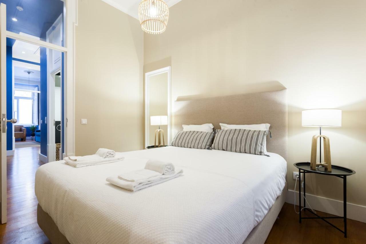 Baixa Vintage Three-Bedroom Apartment - By Lu Holidays リスボン エクステリア 写真