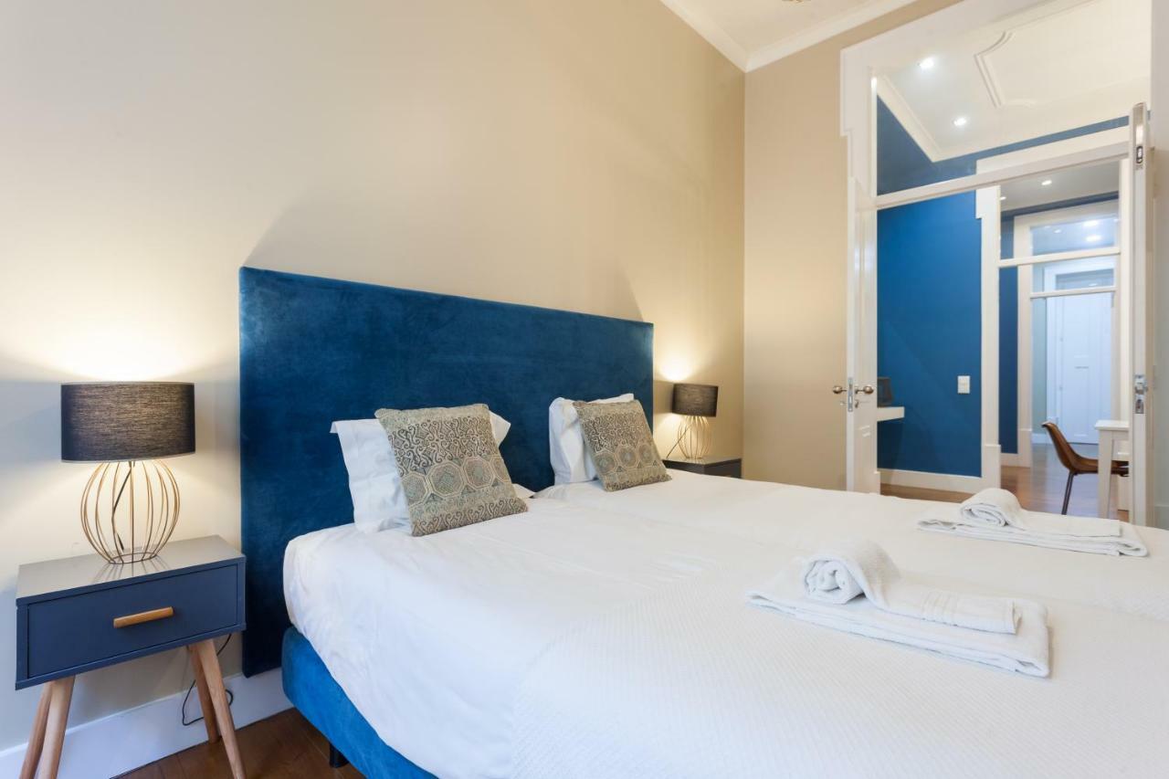 Baixa Vintage Three-Bedroom Apartment - By Lu Holidays リスボン エクステリア 写真